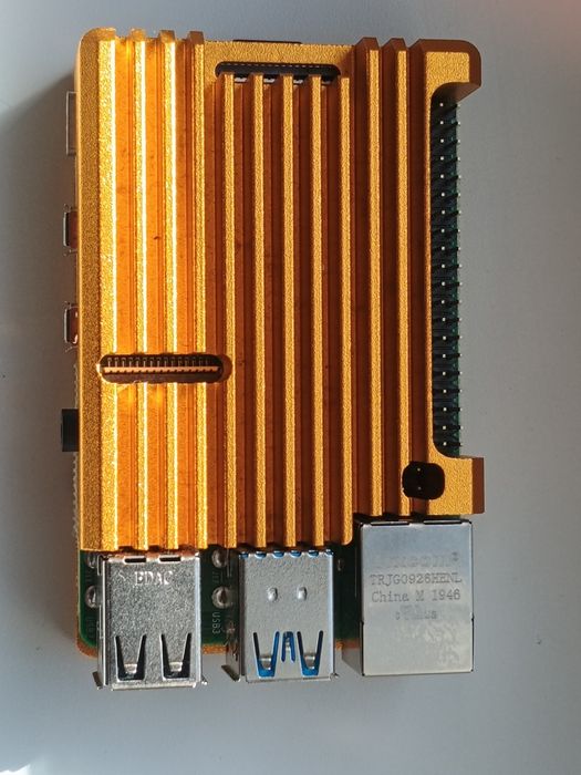 Raspberry Pi4b  8gb obudowa radiator