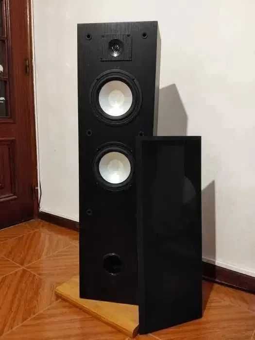colunas de chao studio monitor model 6.2