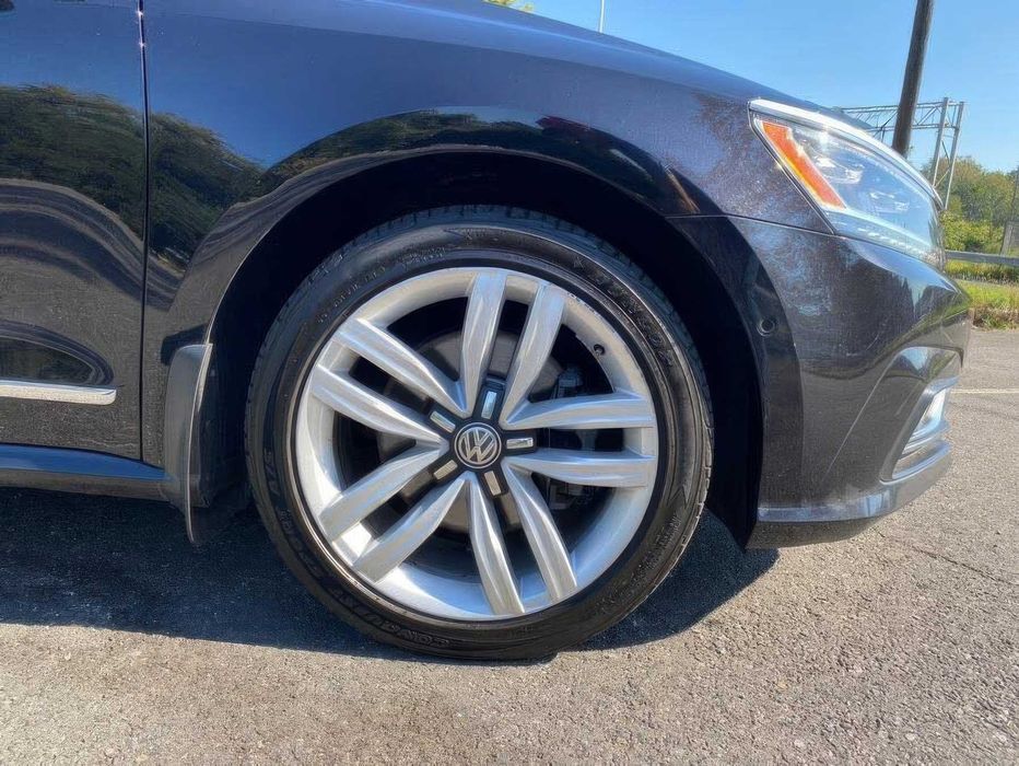 Volkswagen Passat      2016