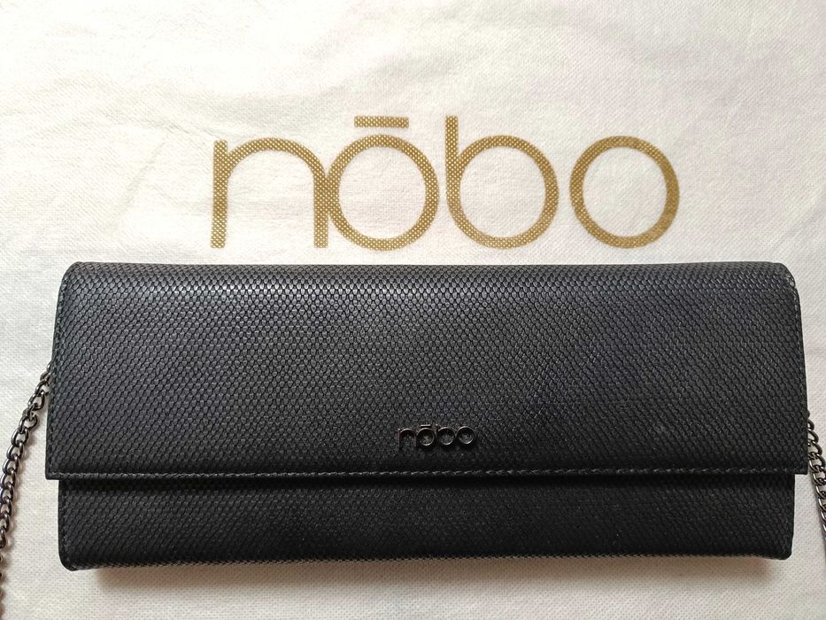 nowoczesna POLSKA czarna_kopertówka _UNIWERSALNA