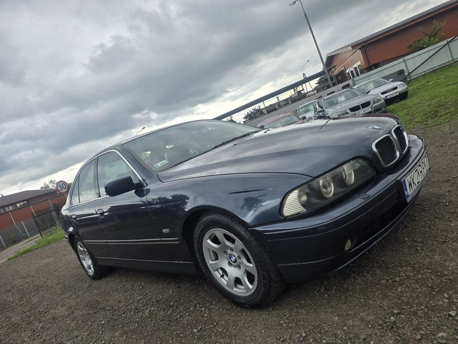 BMW E39 polift "skóry navi"