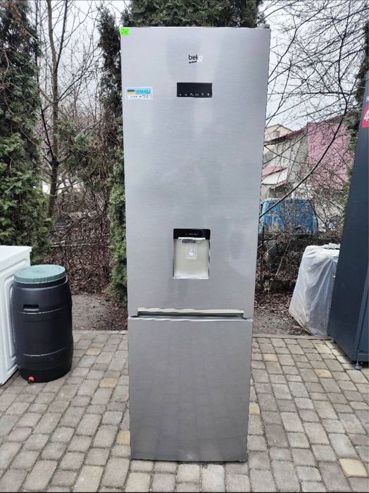 Продам Б/У Холодильник BEKO RCNA406E40ZXBN.2023 рік Інверторний.