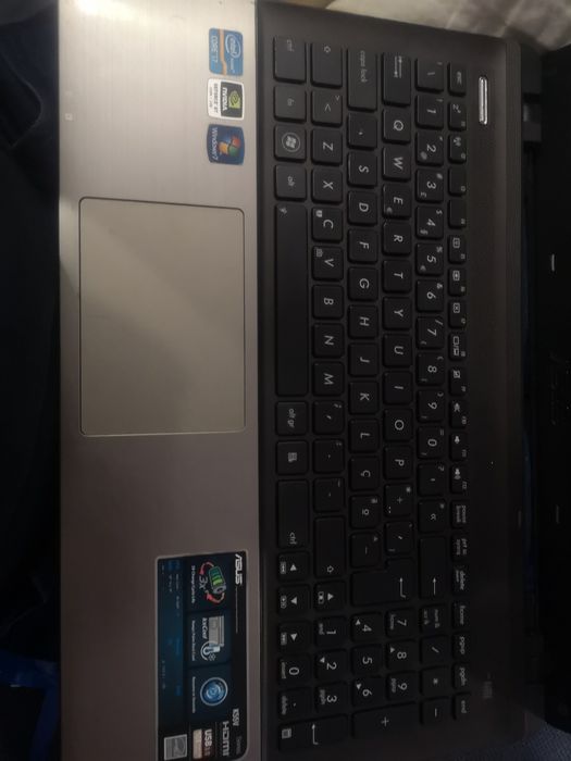 Asus K55v para quem quiser reparar ou peças