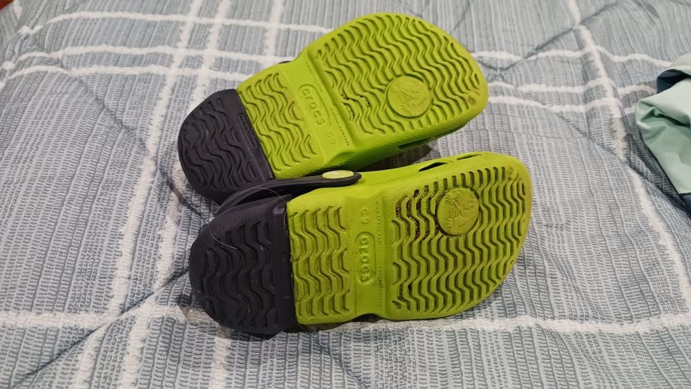 Crocs C9 (25-26) Portes incluídos