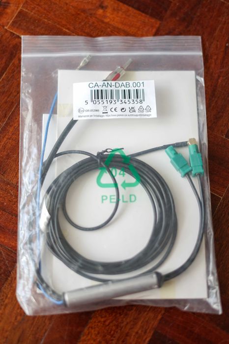 Internal Adapter Kit, Pioneer DAB+ Antenna & Toyota Retractable Antenna64284481034497121