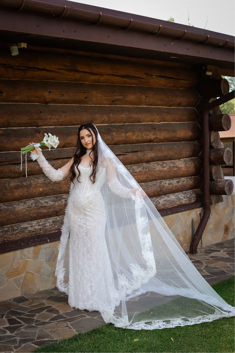 Продам весільну сукню