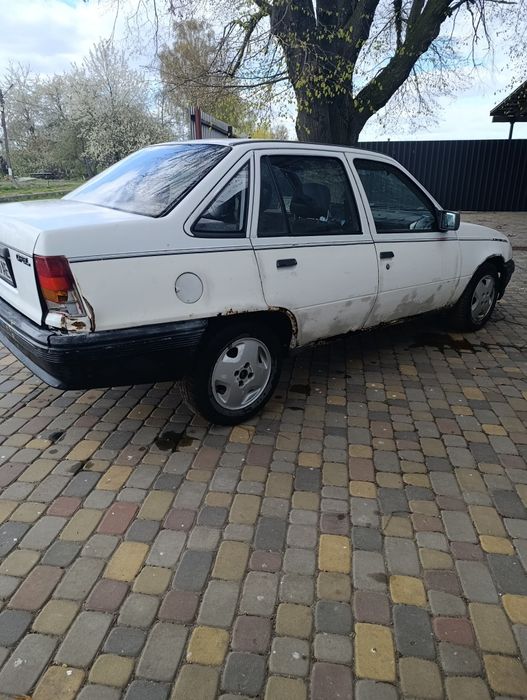 Продам Opel Kadett