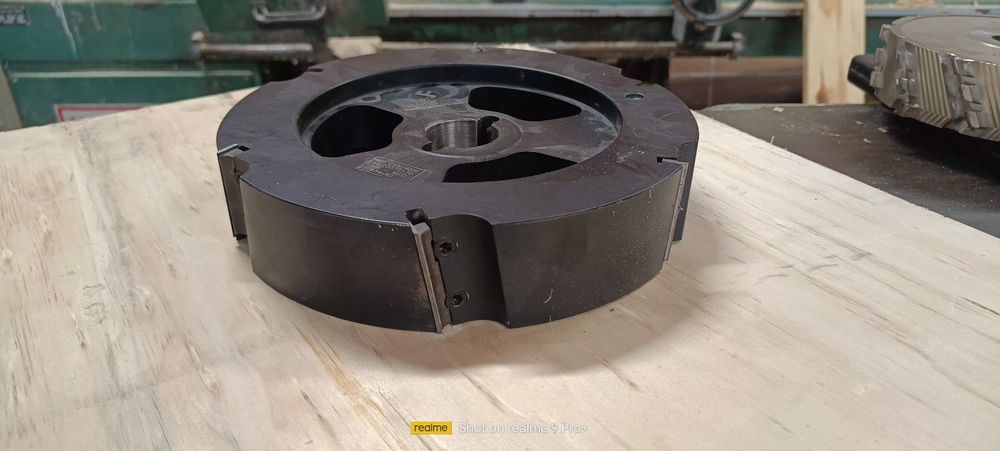 Frezy do drewna, głowice