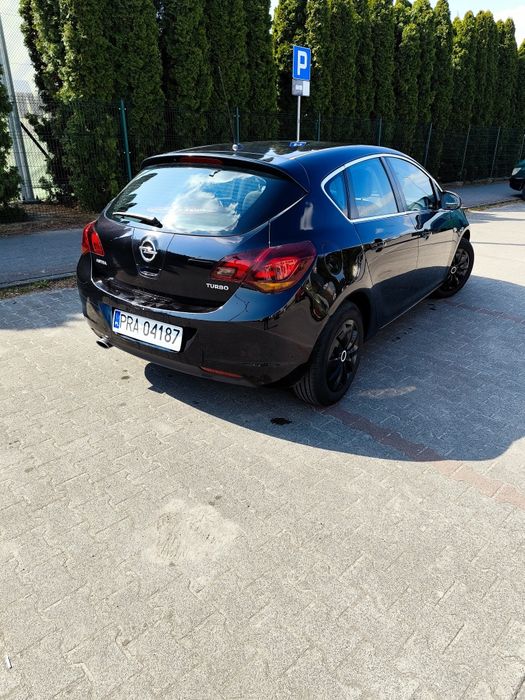 Opel Astra J  1,4 T