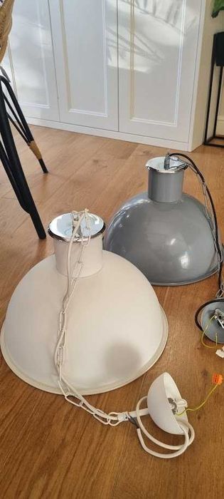 Lampy duże 2 szt