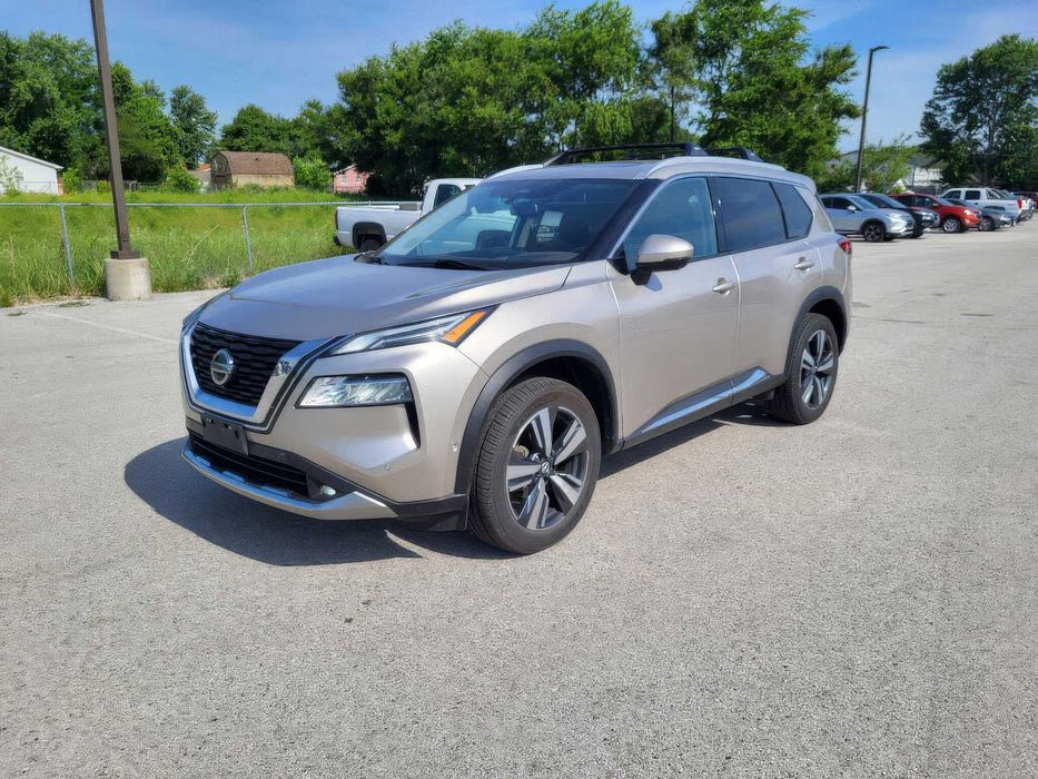 Nissan Rogue Platinum      2021