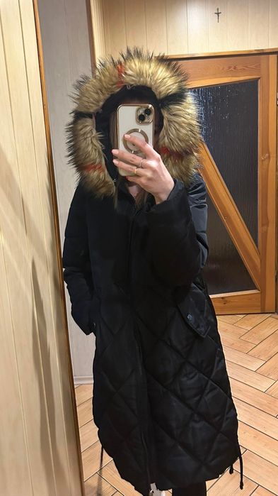Mega fajny płaszcz zimowy kurtka z futrem rozm XL  42