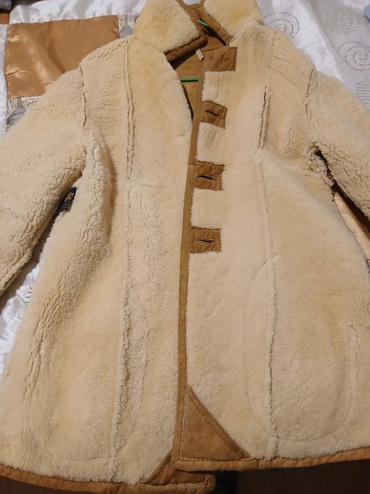 Casaco em Pele e Lã