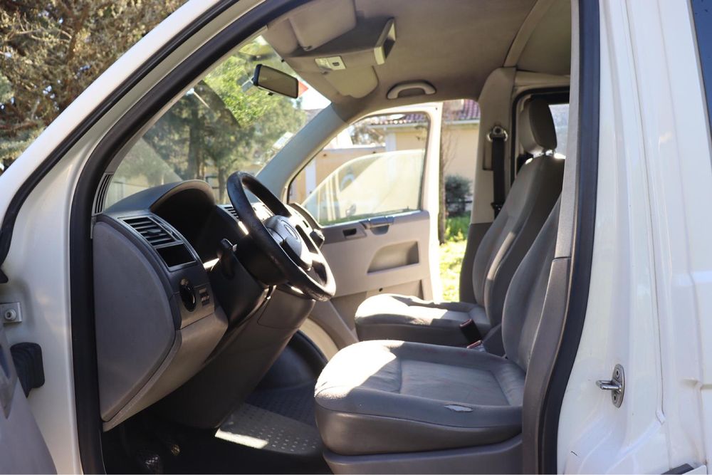 Vendo VW Tranaporter 9 lugares