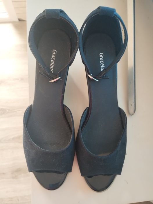Buty czarne damskie na koturnie rozmiar 38 Graceland czarne