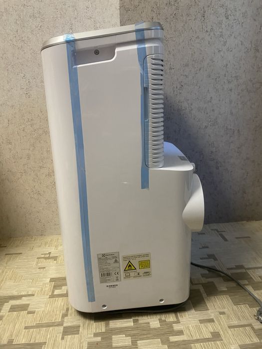 Electrolux мобільний кондиціонер