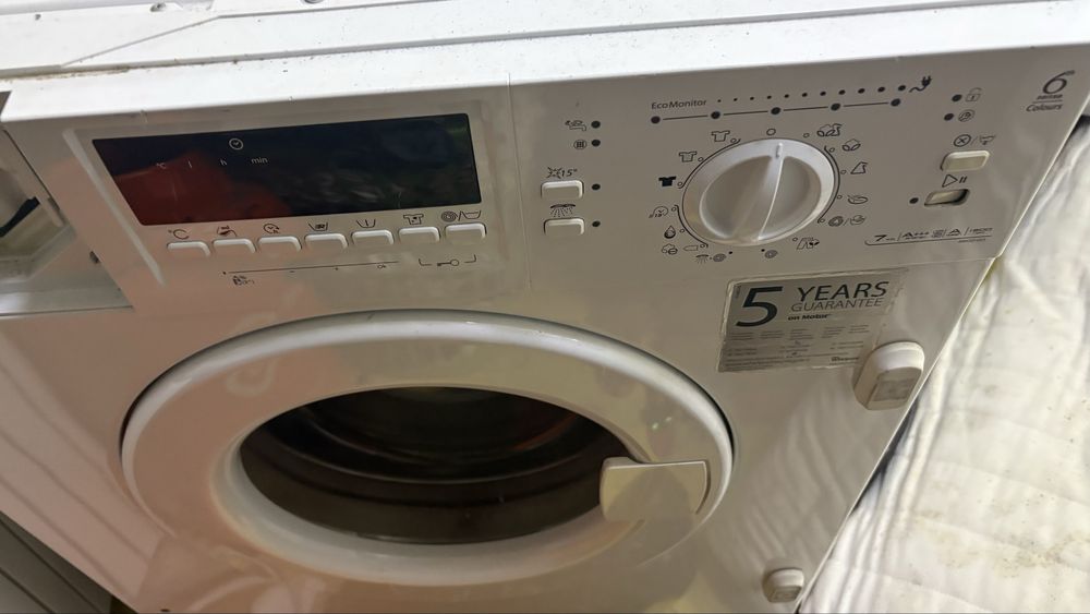 Máquina Lavar Roupa Whirlpool Encastre