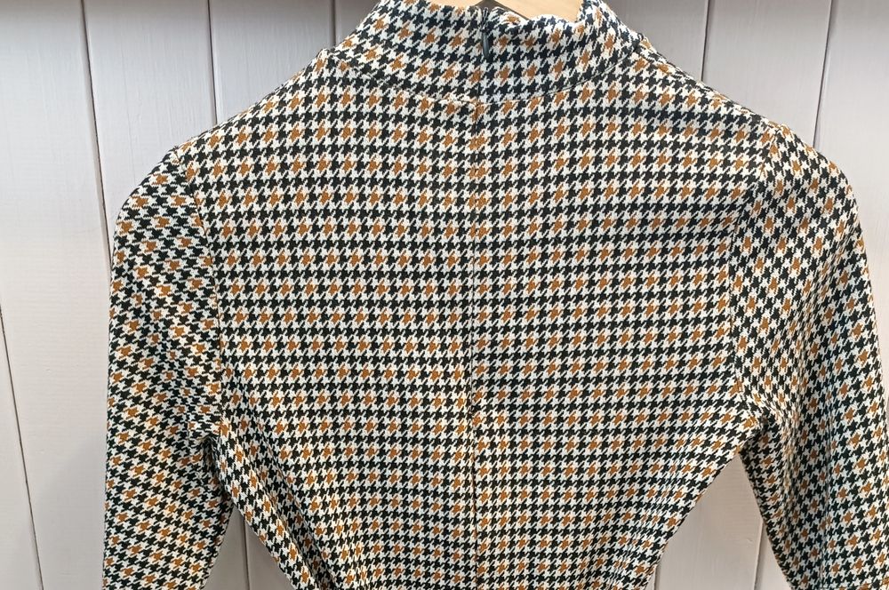 Жіноча сукня від Amisu розмір xs