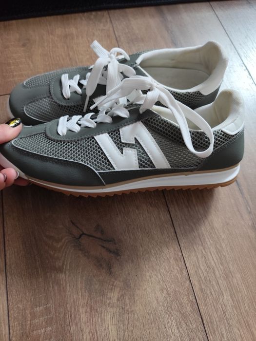 Adidasy siatka 41