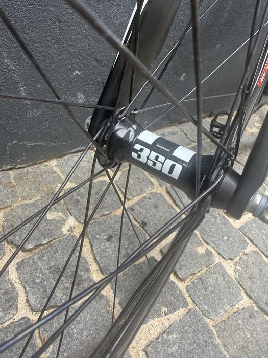 DT Swiss RR 585 / Roda Perfil / estrada / bicicleta estrada / Bike / Ciclismo