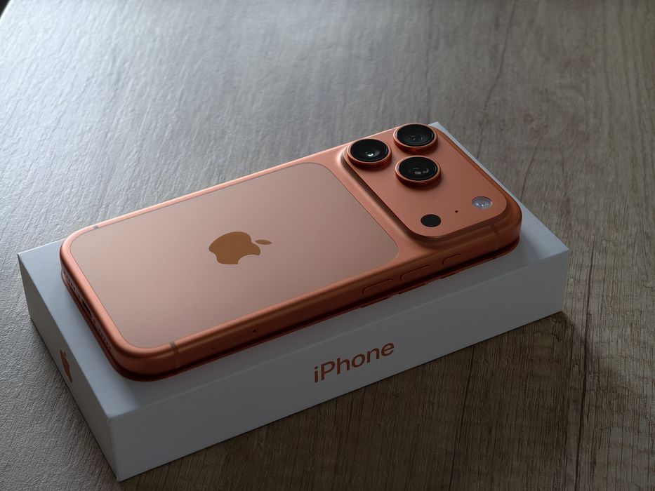 Apple iPhone 17 Pro 256GB Cosmic Orange, jak nowy, bez rat, PL dystr.