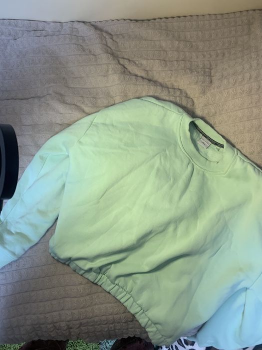 новенька кофтинка ідеальний стан.