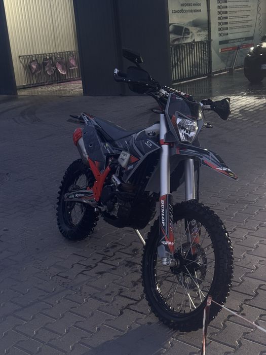 Продам мотоцикл кові лайт 300
