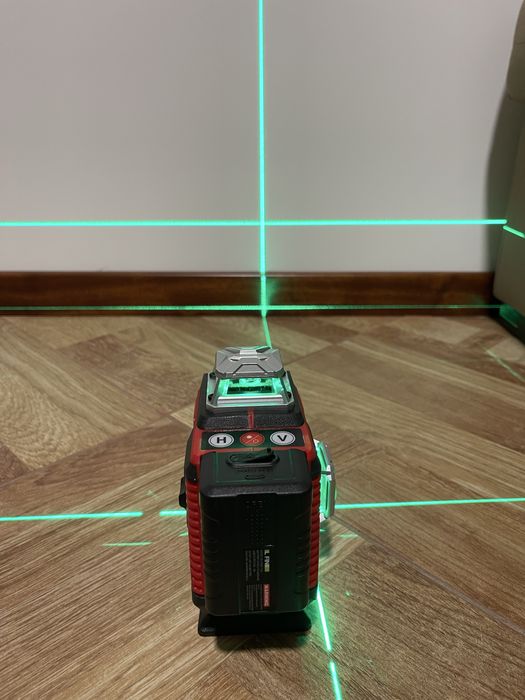 Nivel laser de 16 linhas com esquadria
