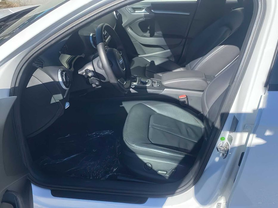 Audi A3      2014