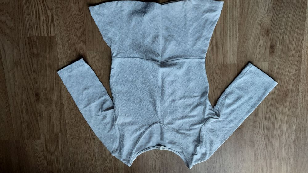 Bluzka biała z baskinką, 3/4 rękaw Cubus XS