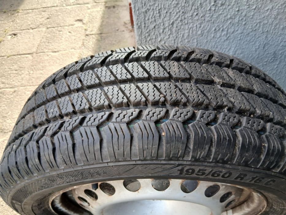 Opony zimowe 195/60 R16 C