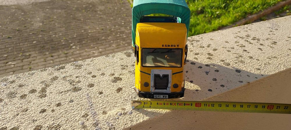 Camião em lata decorativo ou para a sua coleção