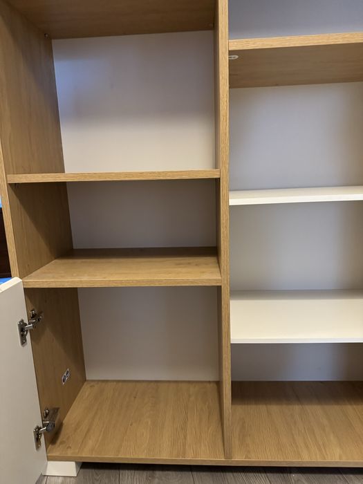 Regał Meblik UNI OAK białe fronty