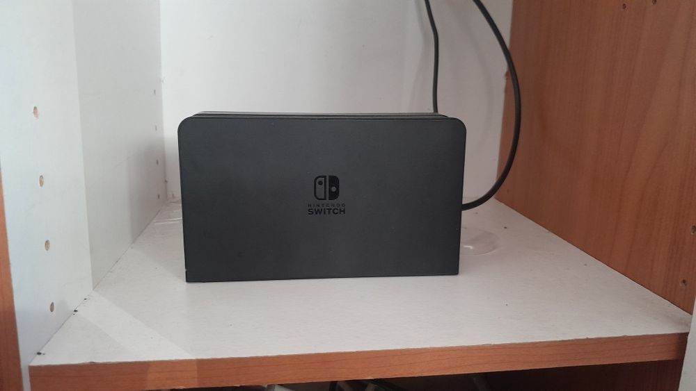 Nintendo oled : com 11 jogos com capa