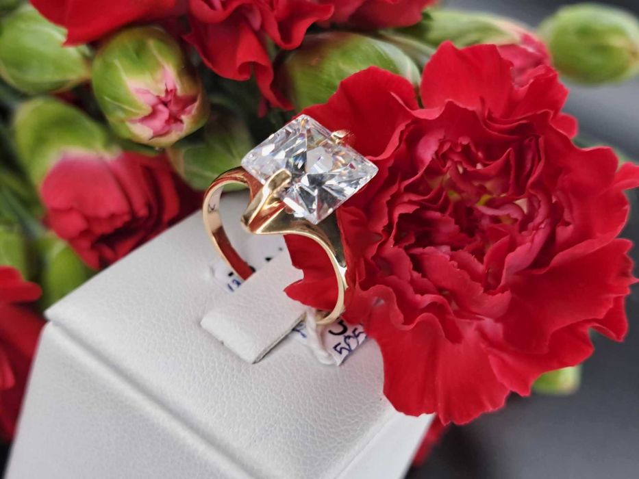 ZŁOTY PIERŚCIONEK 4,64 GR. próba: 585 roz. 16 Komis Redi