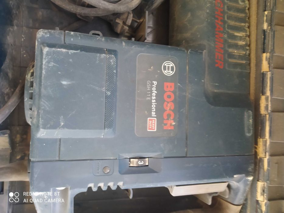 Sprzedam młot udarowy BOSCH    GSH 11 E  PROFESSIONAL