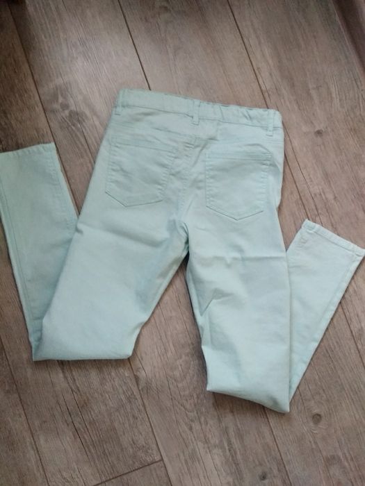 Джинсы 146 рост .