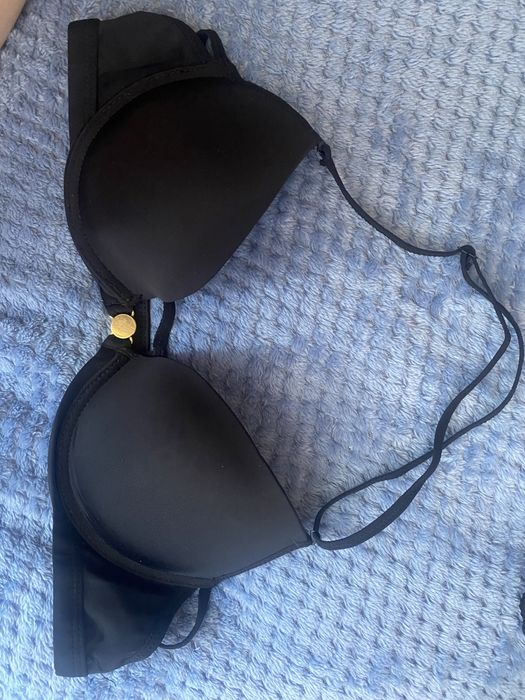 Бюстгалтер чорний