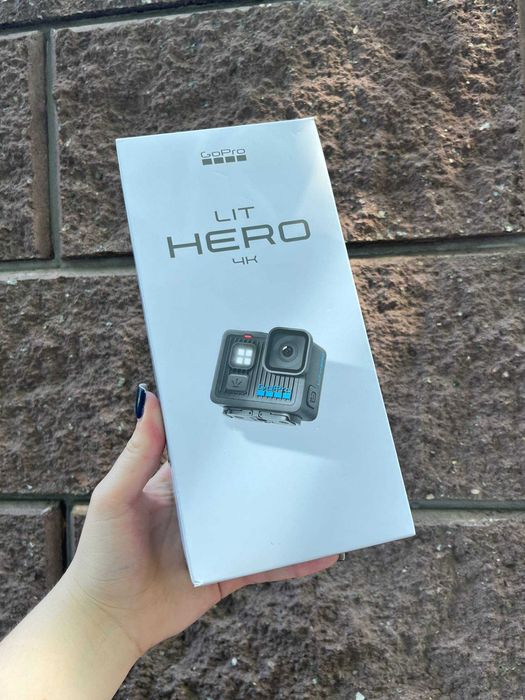 Екшн-камера GoPro LIT HERO (вбудоване світло)