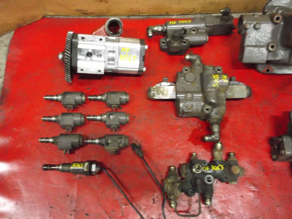Massey Ferguson 3060,3065,3070 elektrozawór,rozdzielacz,pompa