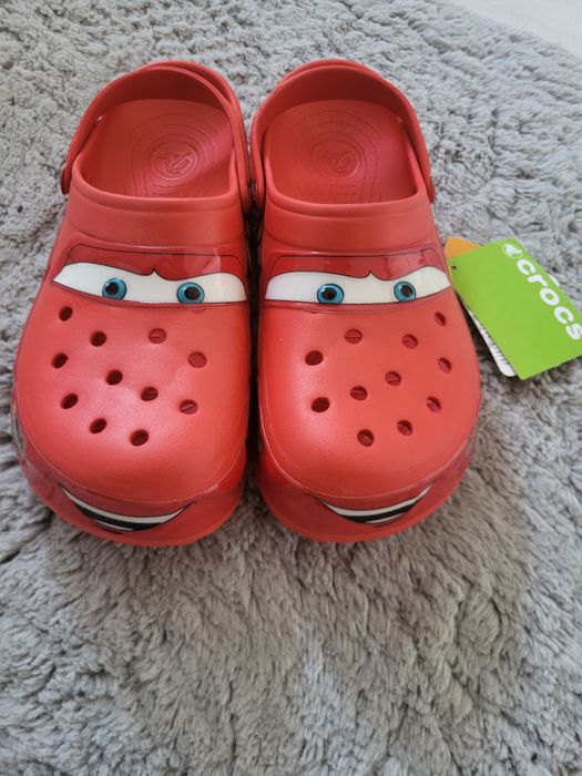 Czerwone nowe Klapki