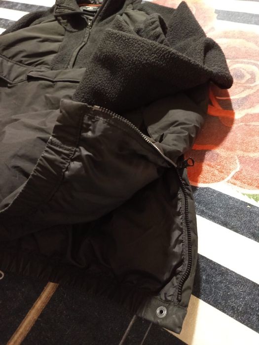 Oryginalne zimowe niesamowite regular kurtki męskie superdry jak nowe