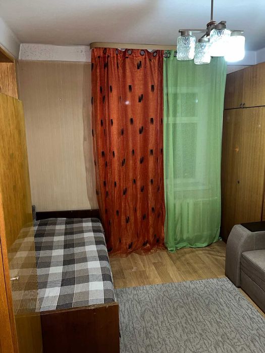 Сдам комнату для девушки без комисии