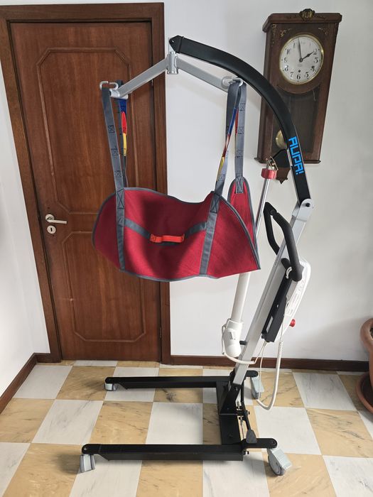 Elevador de transferência para mobilidade reduzida