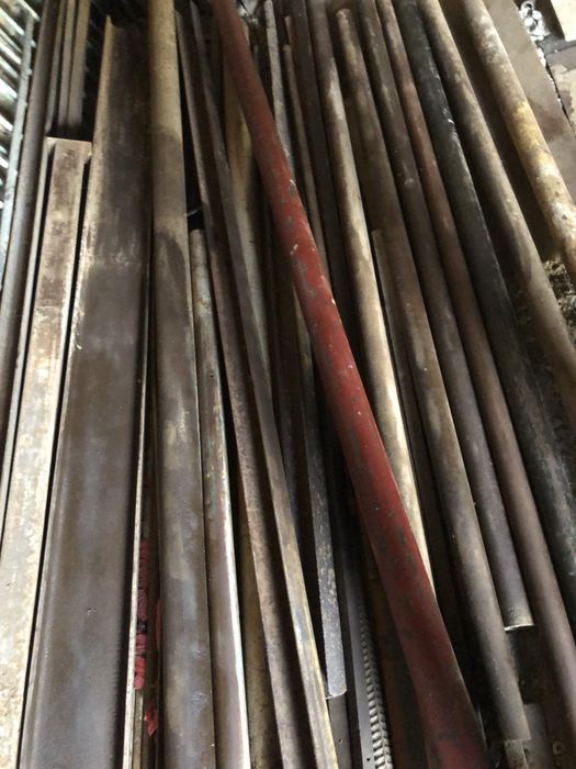 Листи металеві і труби, швеллер