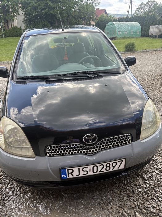 Toyota Yaris 1999