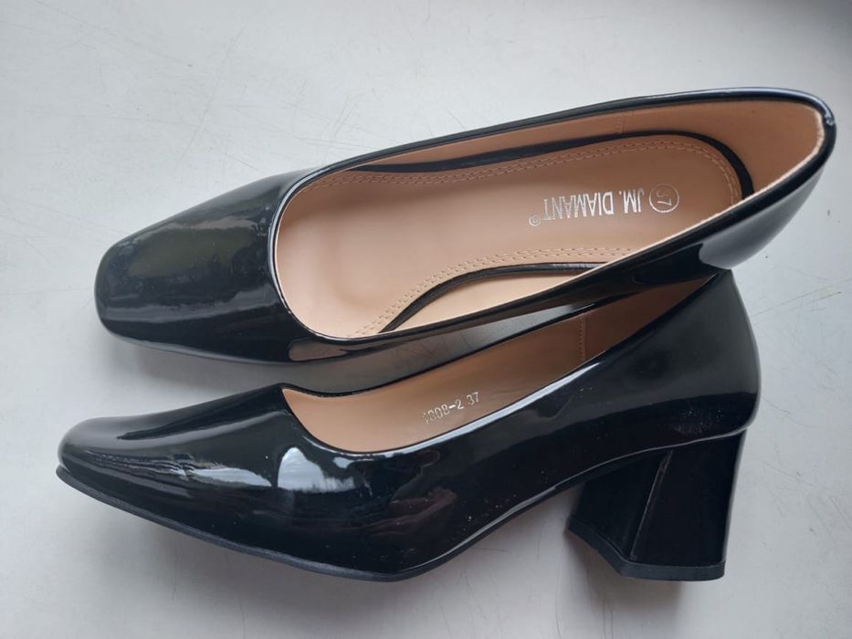 туфлі, підбори, чорні 37 розмір Нові