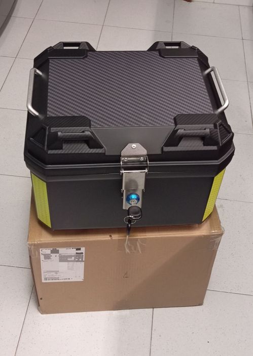 Top case mala mota box Givi shad kappa