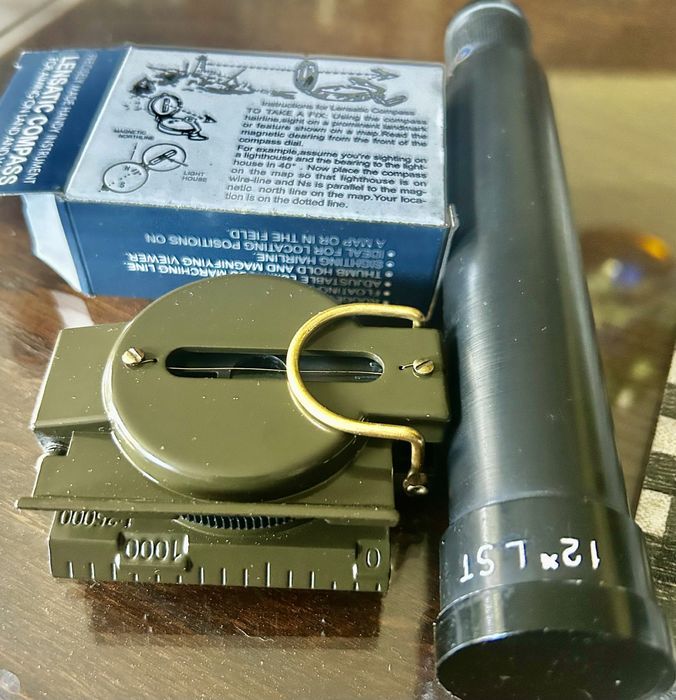 Luneta + kompas + radio, zestaw podróżnika.