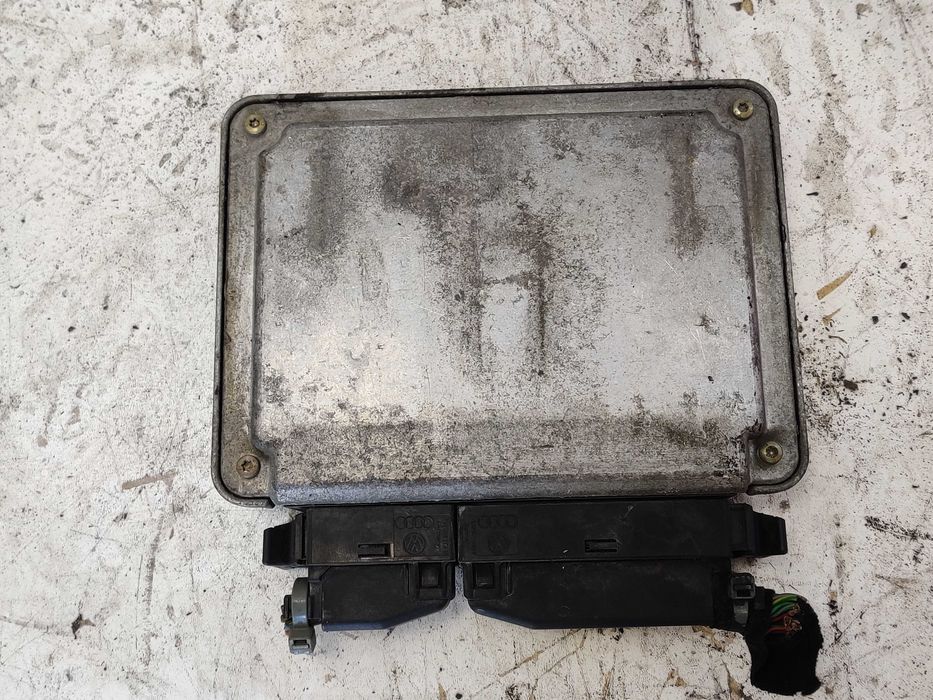 VW Volkswagen Golf IV 4 1.9 TDI Sterownik komputer Silnika